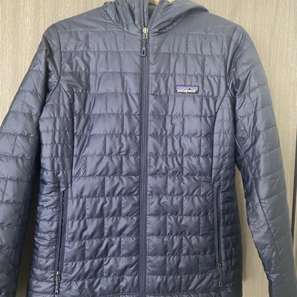 Patagonia Nano Puff Hoodie Women's Navy Blue Jacket